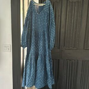 Gorgeous flowy Christy Dawn farm to closet indigo dyed dress